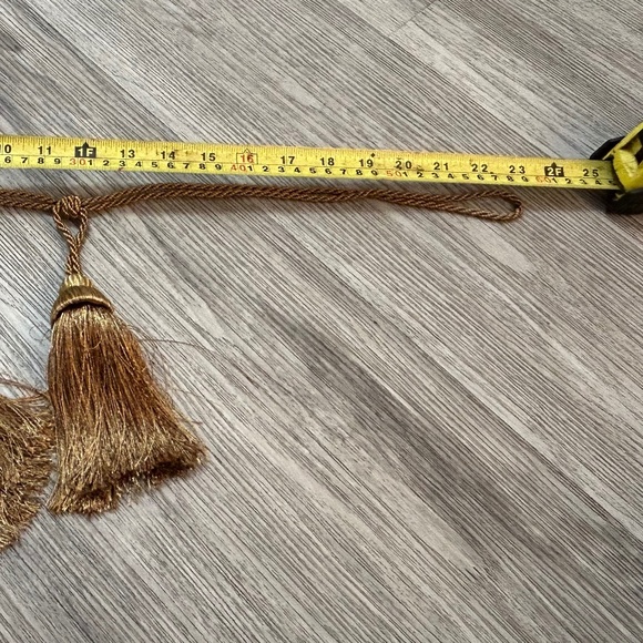 Metallic bronze coloured tassel curtain tie back holders. New. - Picture 5 of 5